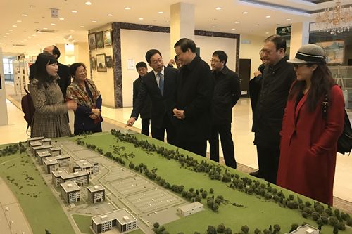 内蒙古当局代表团调查格林伍德国际业务中心